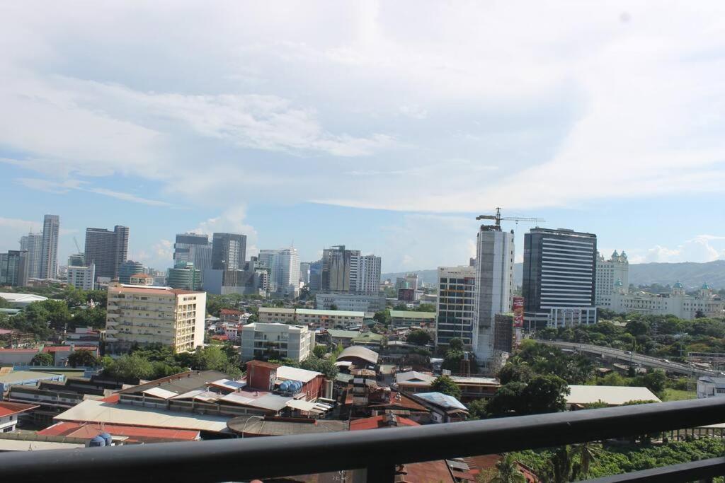 Condo Near Ayala Cebu City W Wifi Balcony Ngoại thất bức ảnh