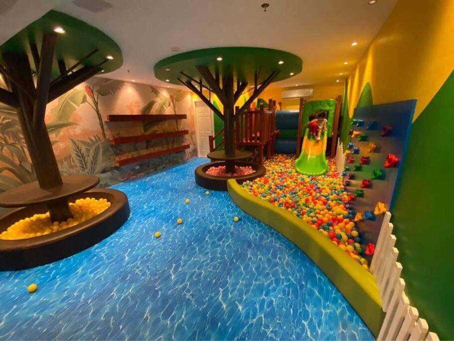 Condo Near Ayala Cebu City W Wifi Balcony Ngoại thất bức ảnh